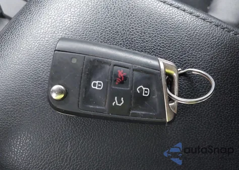 2018 Volkswagen Tiguan 2.0T Se/2.0T Sel из США, поврежденный, VIN 3VV2B7AX2JM004087